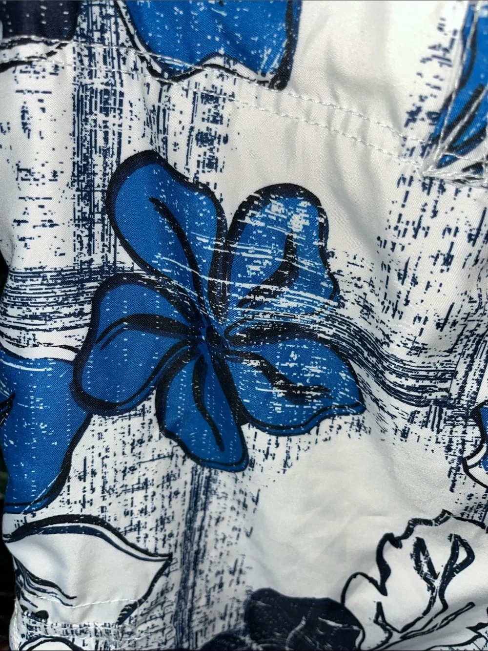 Retro White with Bold Blue Tropical Print Cargo Men’s Swim Trunks Lined